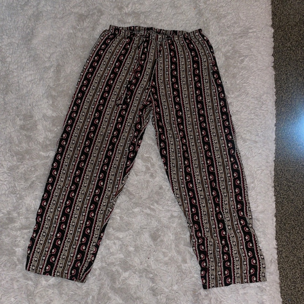 Patterned pants